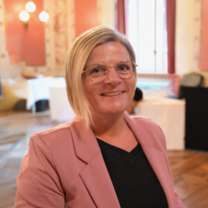 Portraitbild Gaby Thomann Eventarium Eventplanerin und Geschäftsführerin